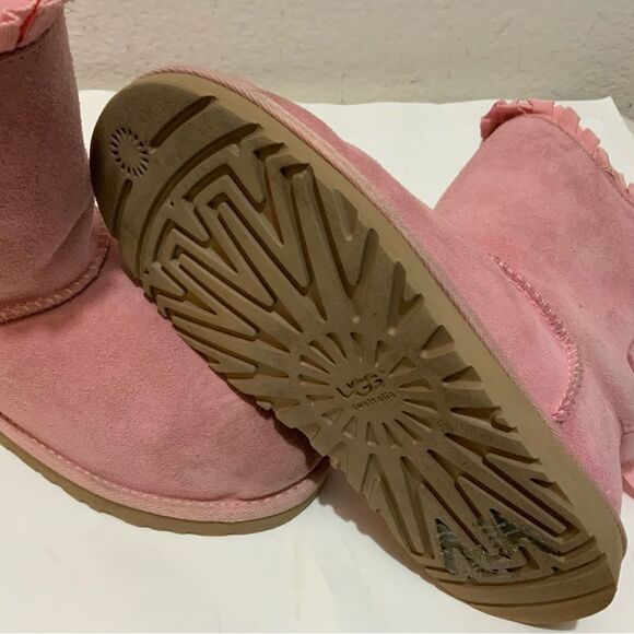 UGG Girls Pink Sheepskin Bailey Bow Ruffles Boots Girls 1013278K size 4 - Picture 13 of 16